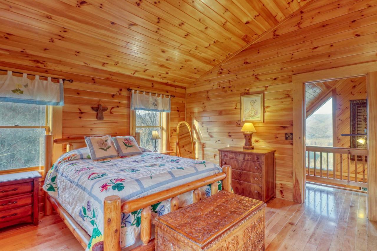 3 Bed 3 Bath Vacation Home In 위티어 외부 사진